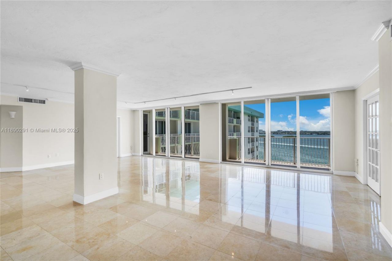 10350 W Bay Harbor Dr, Unit 10AB, Bay Harbor Islands, FL 33154 Photo