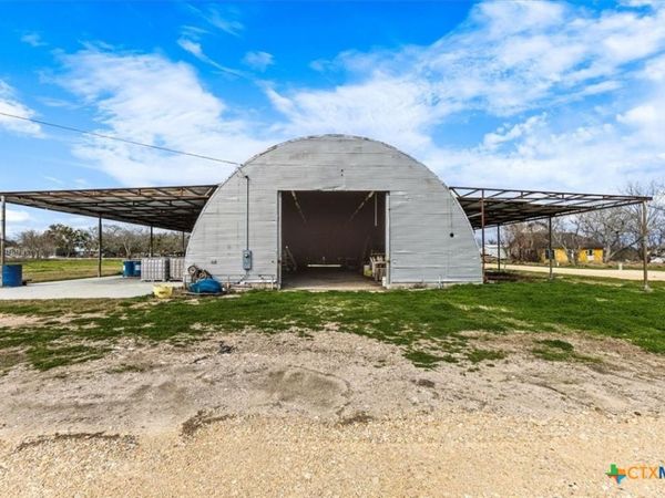 108 Palacios , La Ward, TX 77970