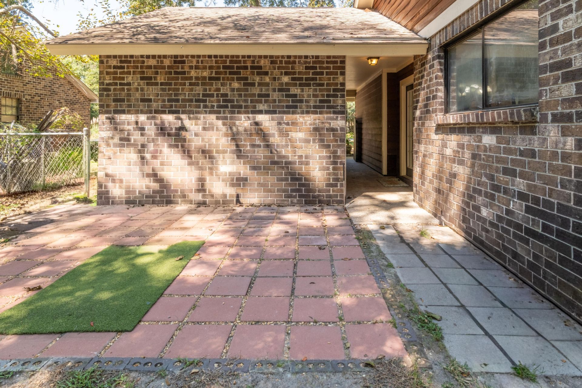 1815 Walsingham Way Photo 22