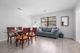 1815 Walsingham Way photo 4