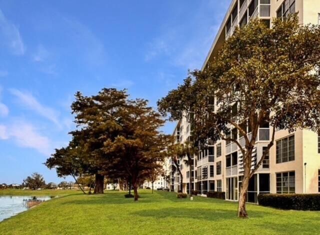 3080 N Course Drive, Unit 202, Pompano Beach, FL 33069 Photo