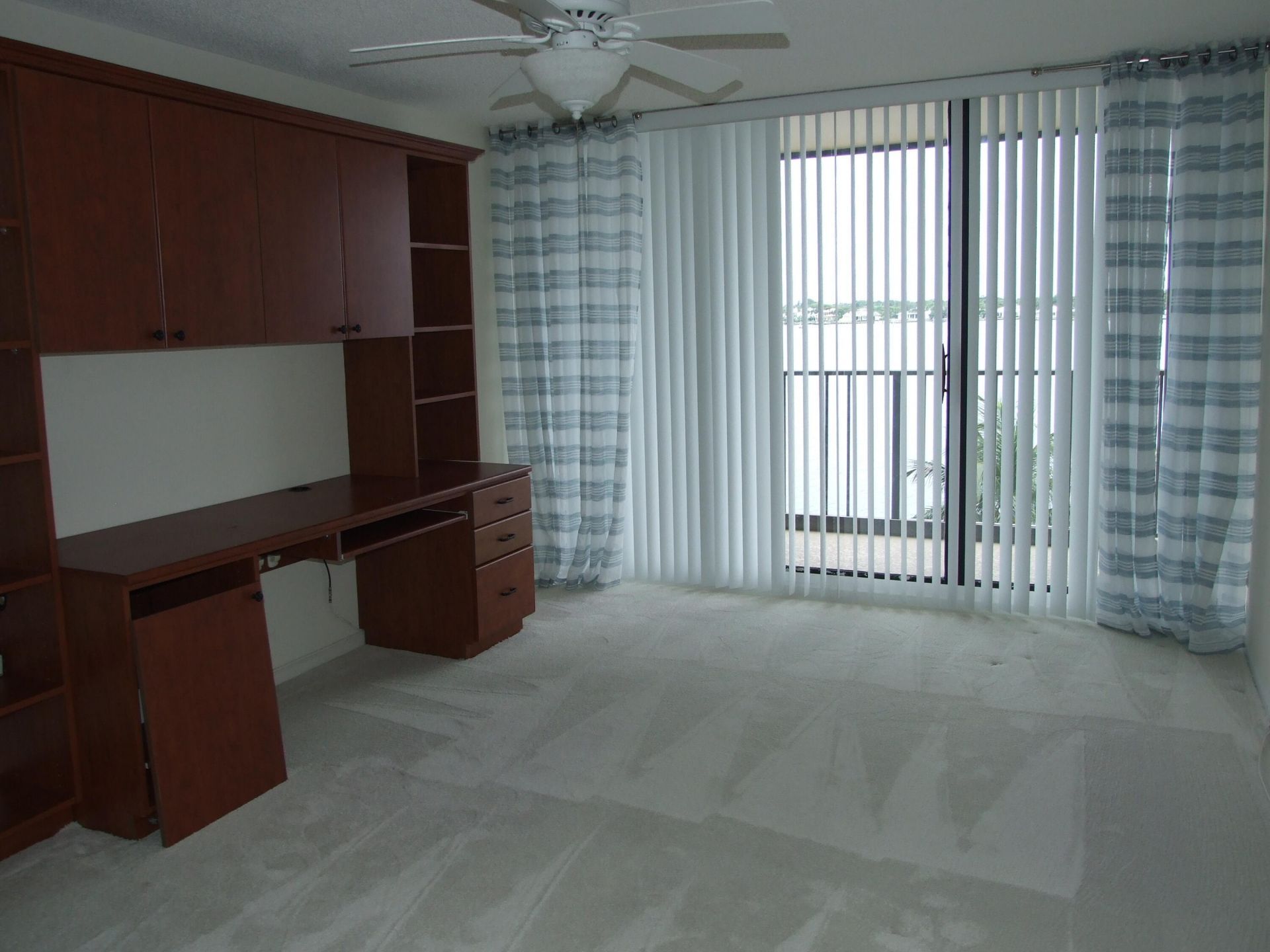 130 Lakeshore Drive, Unit 522, North Palm Beach, FL 33408 Photo