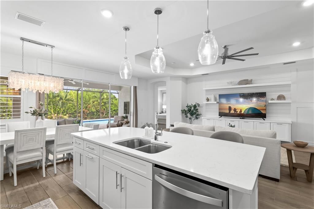 28013 Seasons Tide Ave, Bonita Springs, FL 34135 Photo