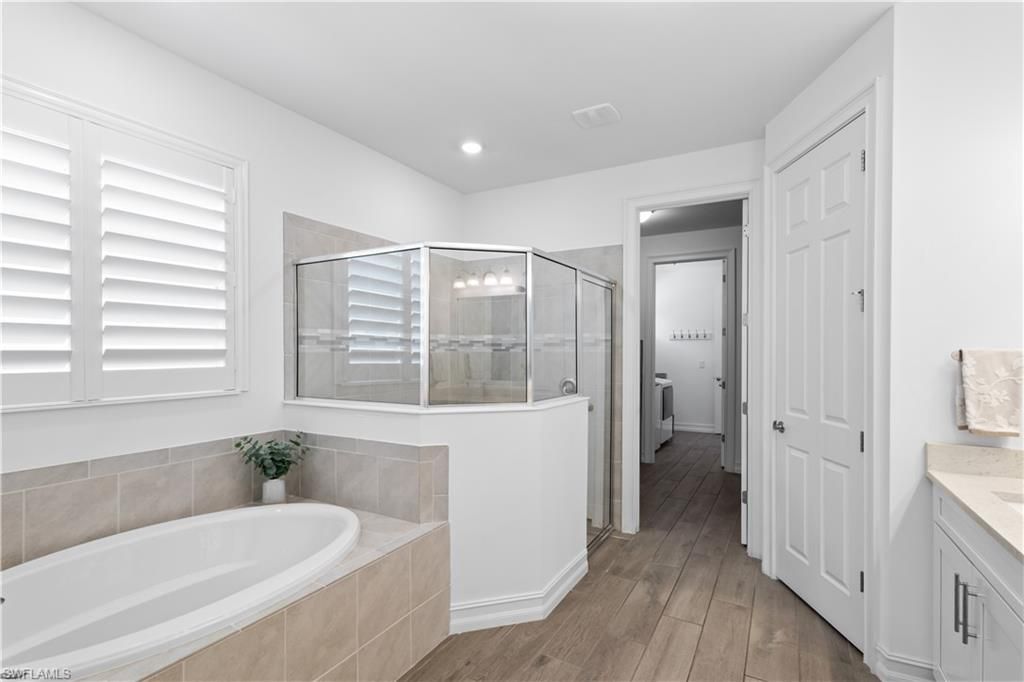 28013 Seasons Tide Ave, Bonita Springs, FL 34135 Photo