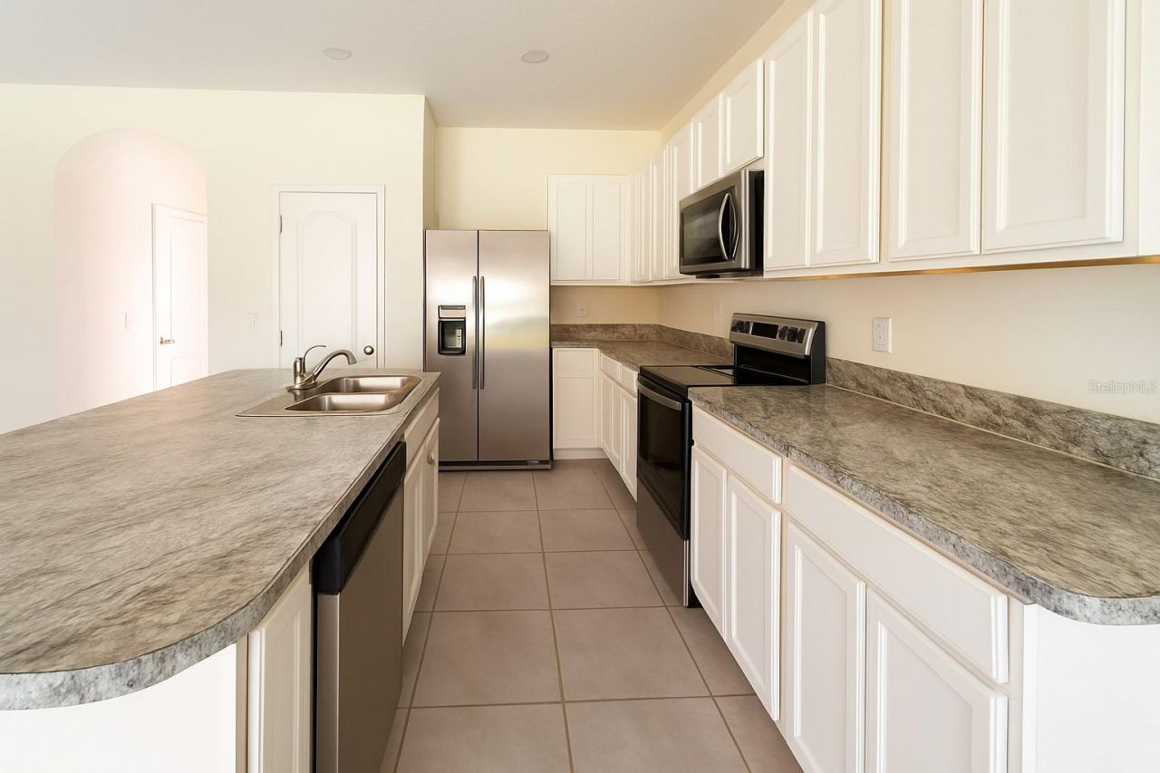 1288 Yellow Finch Drive, Davenport, FL 33837 Photo