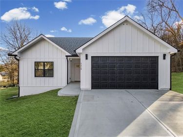 1219 Paton Street, Excelsior Springs, MO 64024