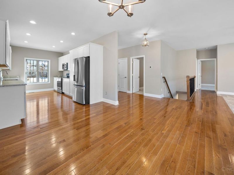 6723 Daniels Walk, Cincinnati, OH 45233 Photo 3