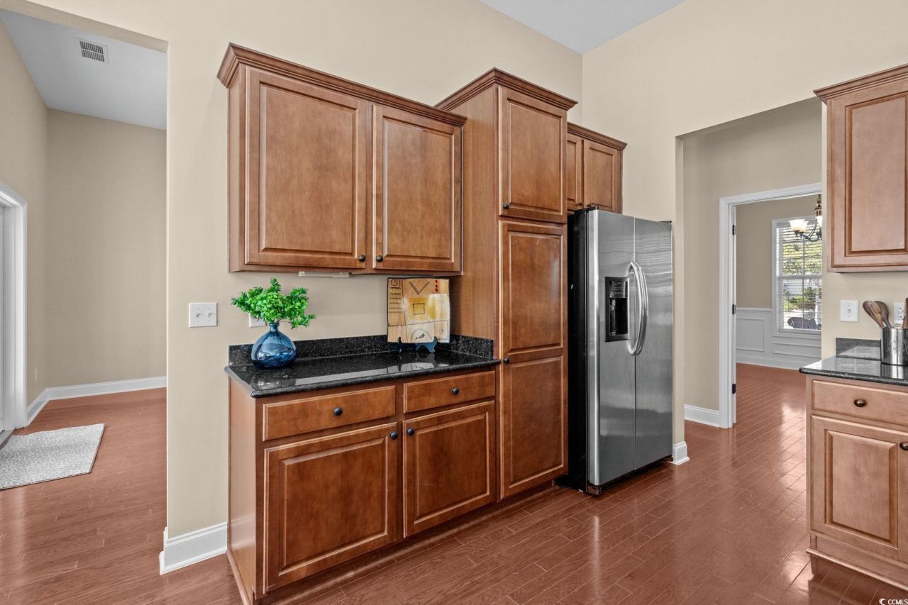 1178 Shire Way Photo 17