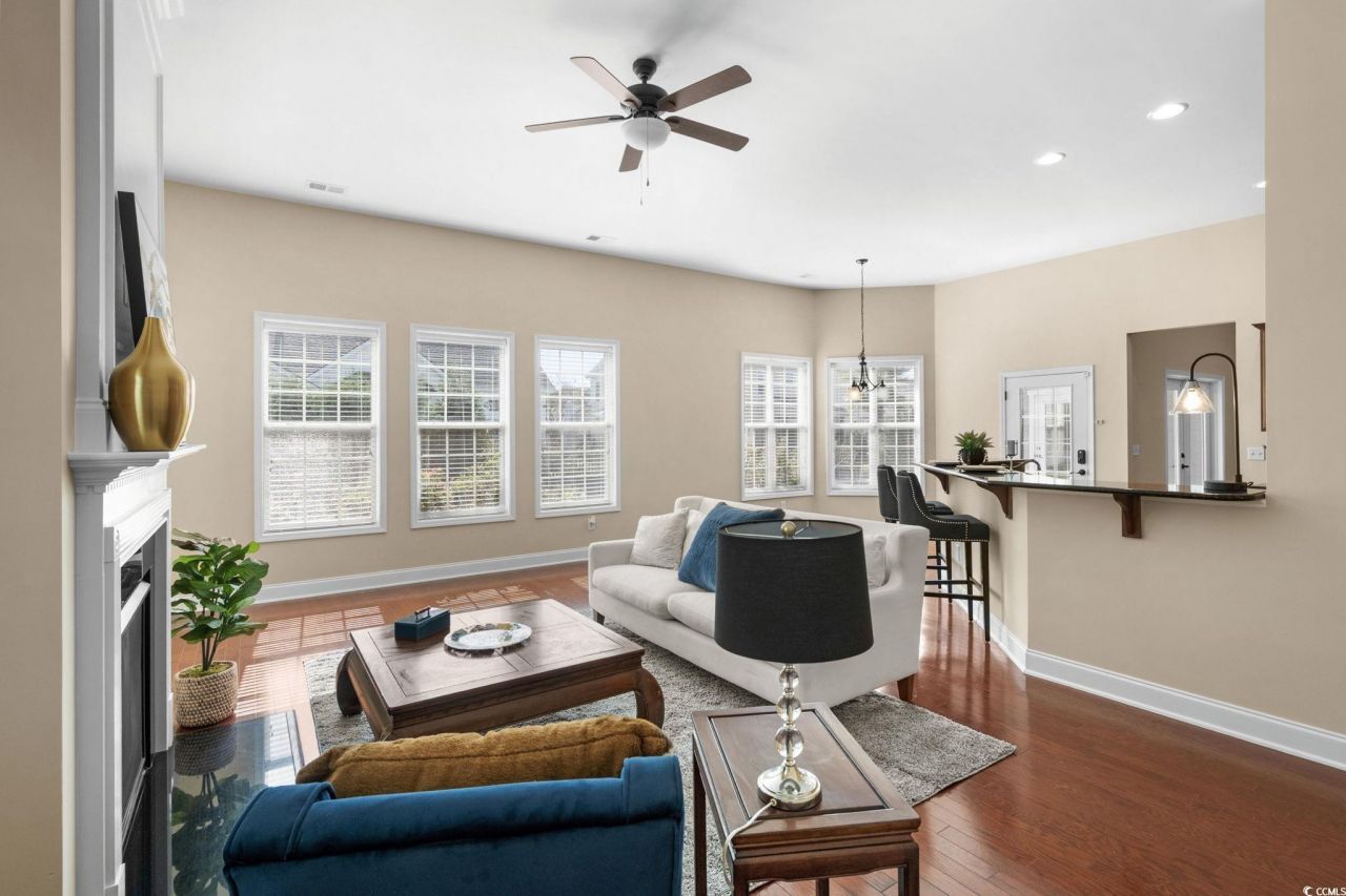 1178 Shire Way Photo 19