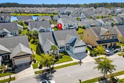 1178 Shire Way photo 4