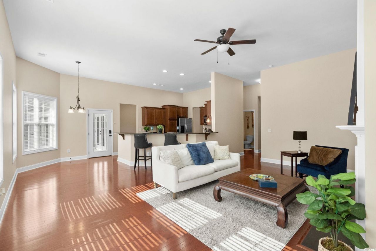 1178 Shire Way Photo 20