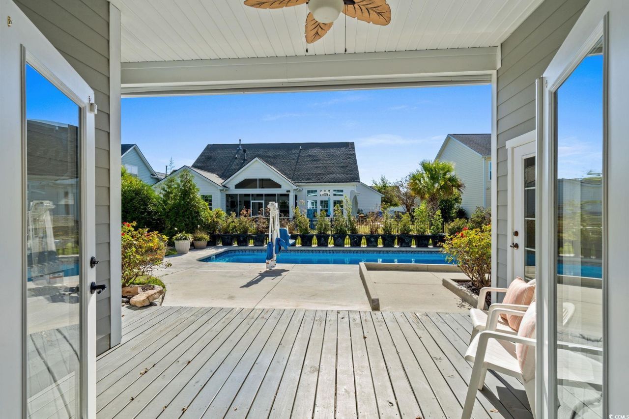 1178 Shire Way Photo 3