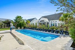 1178 Shire Way photo 4