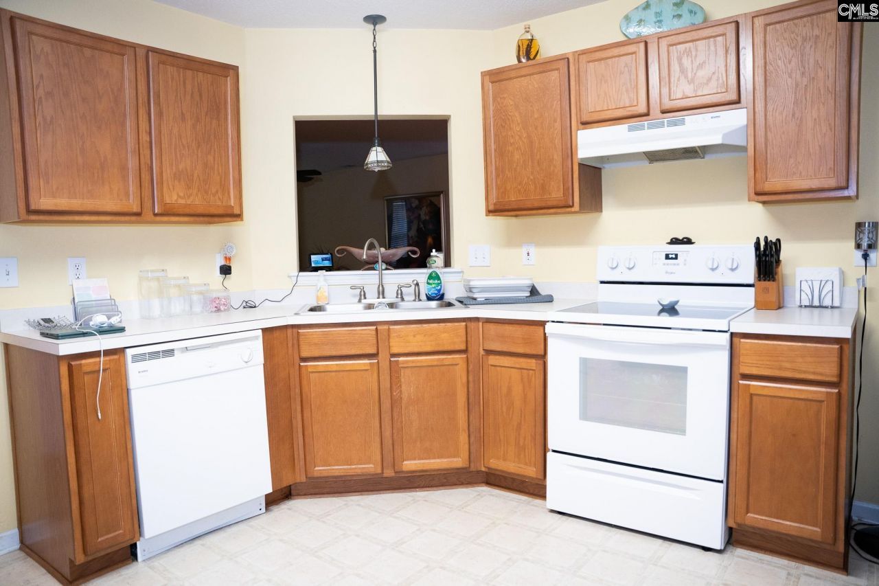 2174 Walker Solomon Way  Photo 8