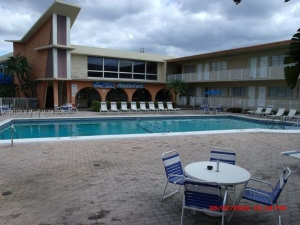 26 Diplomat Pkwy, Unit 2248, Hallandale Beach, FL 33009