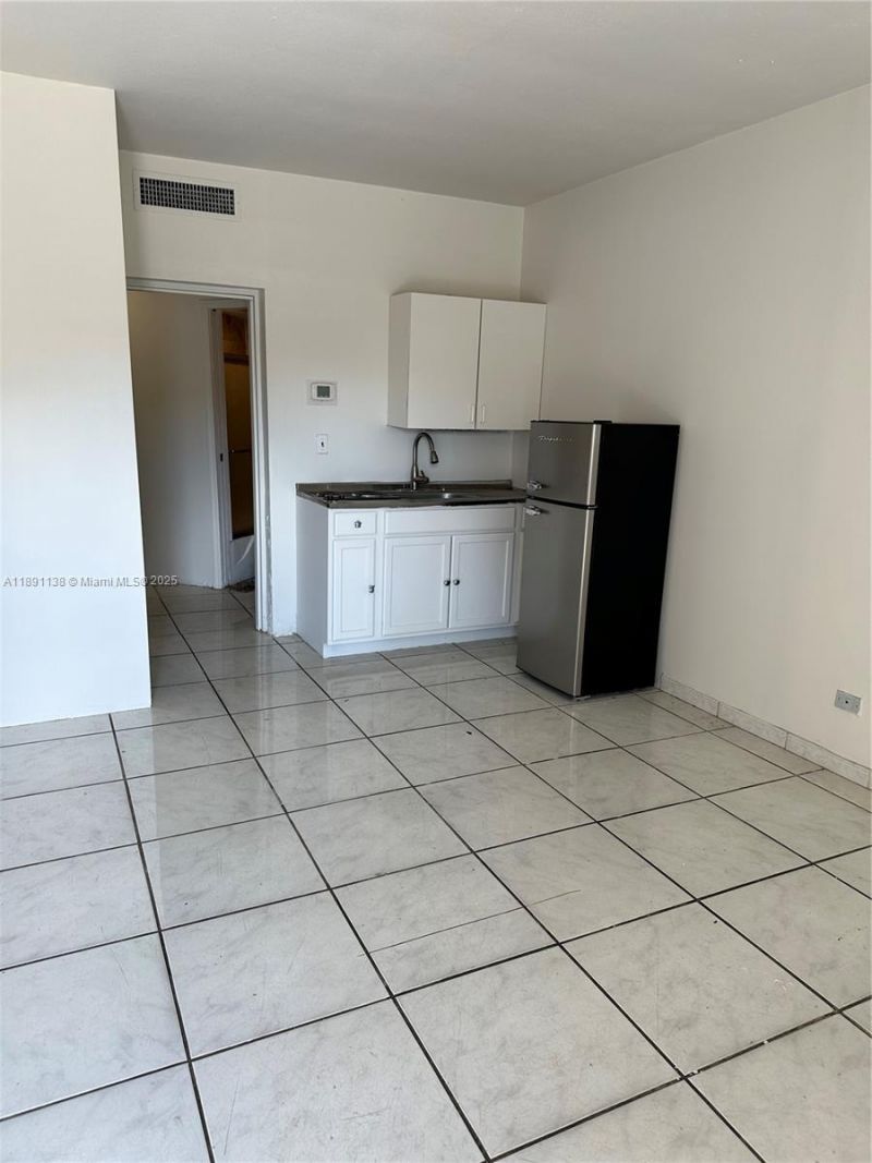 26 Diplomat Pkwy, Unit 2248, Hallandale Beach, FL 33009 Photo