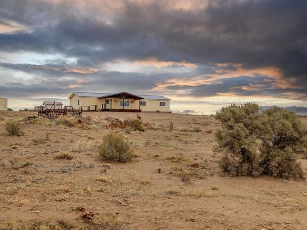 89048 W Campbell Drive, Christmas Valley, OR 97641