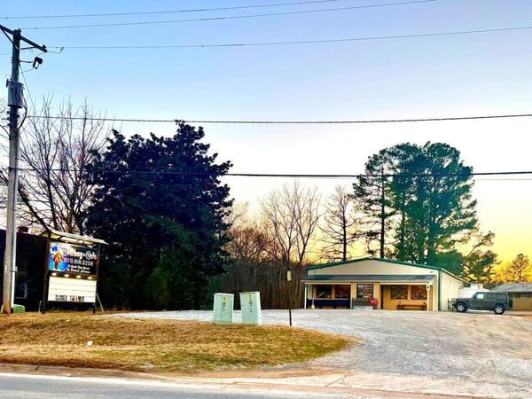 52 S Main Street, Mount Pleasant, AR 72561