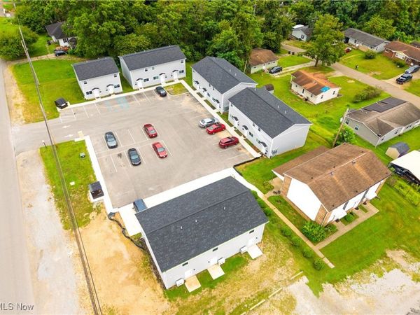 2811 Washington Boulevard, Belpre, OH 45714