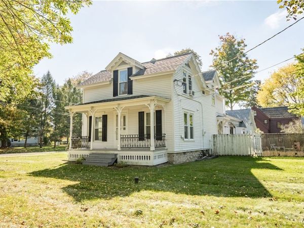 114 S PARK Street, Fayetteville, NY 13066