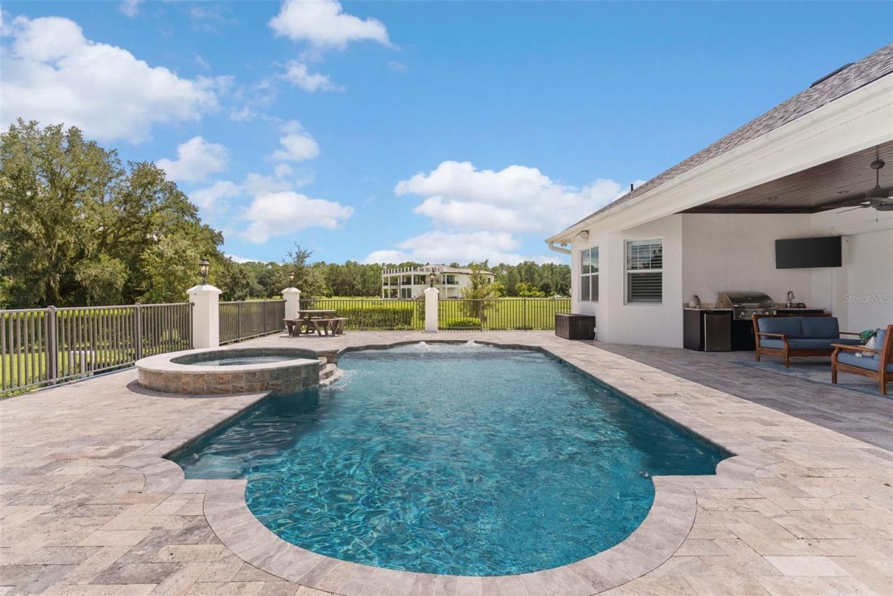 10705 Crane Hill Court, Thonotosassa, FL 33592 Photo