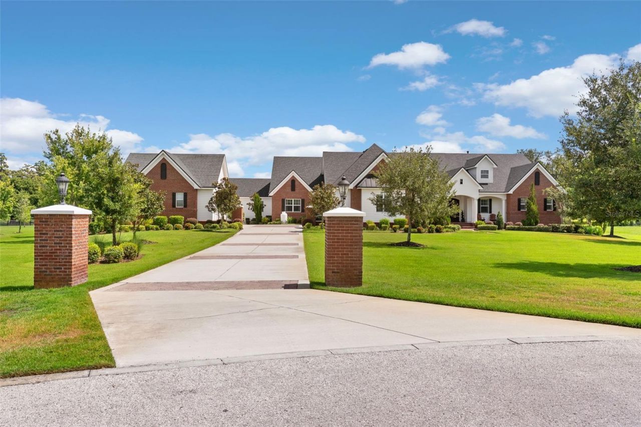 10705 Crane Hill Court, Thonotosassa, FL 33592 Photo