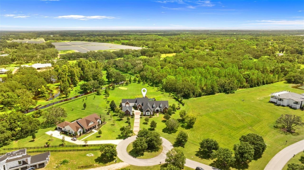 10705 Crane Hill Court, Thonotosassa, FL 33592 Photo