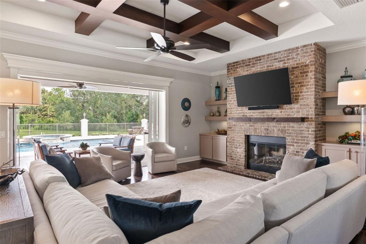 10705 Crane Hill Court, Thonotosassa, FL 33592 Photo