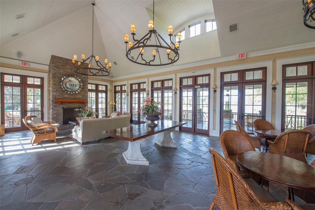 10705 Crane Hill Court, Thonotosassa, FL 33592 Photo