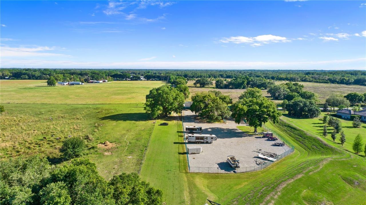 10705 Crane Hill Court, Thonotosassa, FL 33592 Photo