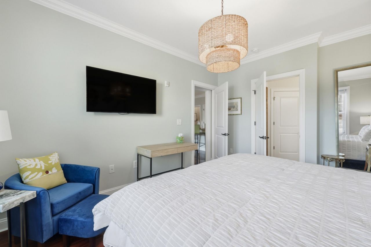 21 George Street Photo 20