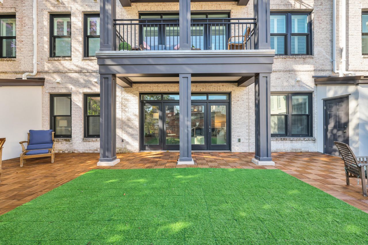 21 George Street Photo 7