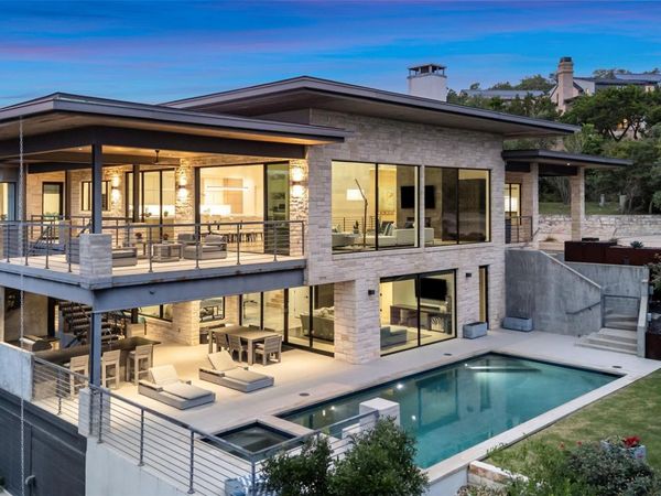 203 Buckeye TRL, West Lake Hills, TX 78746