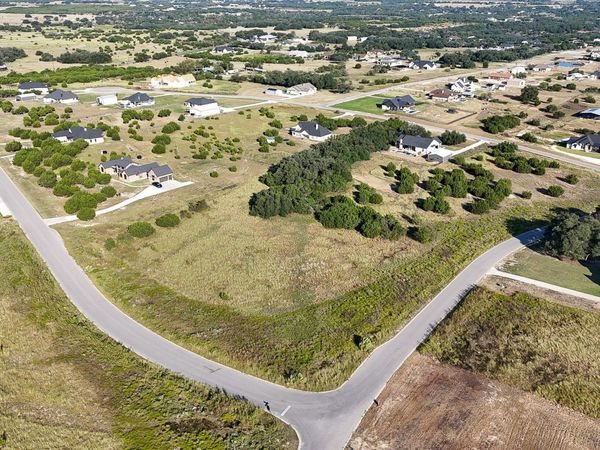100 Lobelia Bloom BND, Liberty Hill, TX 78642