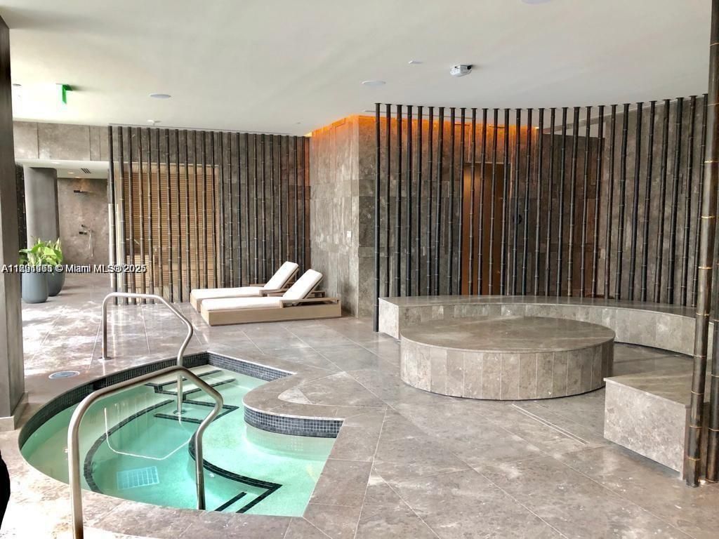 480 NE 31st St, Unit 4206, Miami, FL 33137 Photo