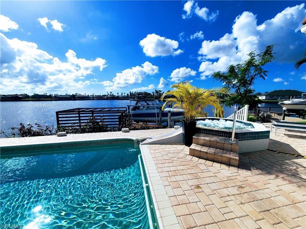 1944 Four Mile Cove Pky, Cape Coral, FL 33990 Photo