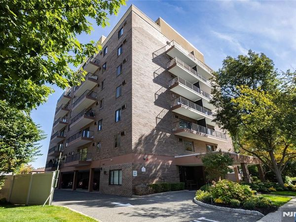 140 Euclid Avenue 1H, Unit 1H, HACKENSACK, NJ 07601