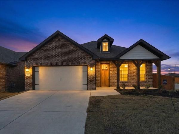 2053 Kelva Drive, Haslet, TX 76052
