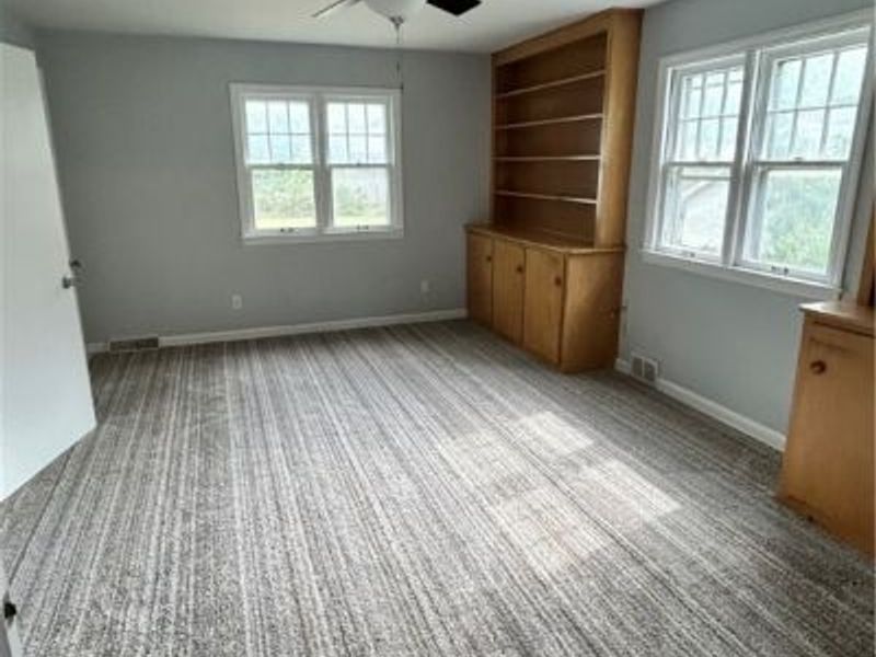 517 Oak Knoll Avenue SE, Warren, OH 44483 Photo 13