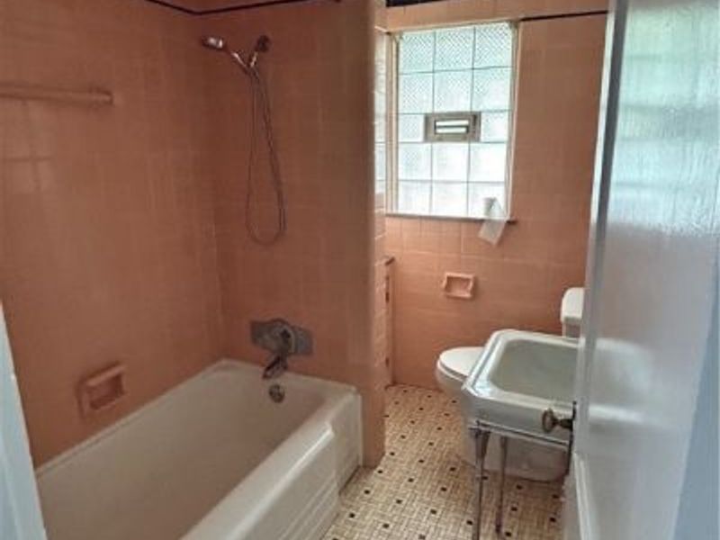 517 Oak Knoll Avenue SE, Warren, OH 44483 Photo 21