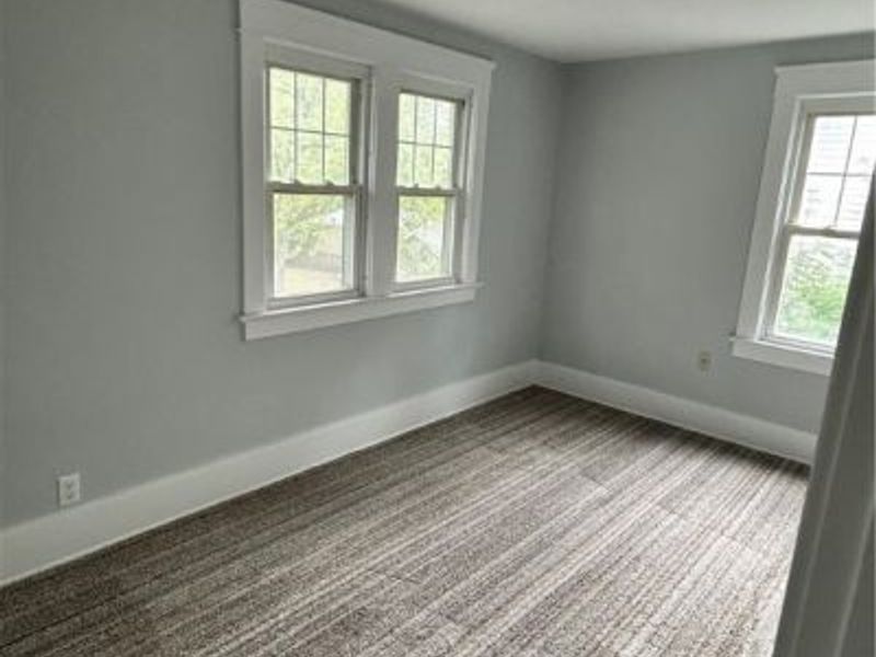 517 Oak Knoll Avenue SE, Warren, OH 44483 Photo 22