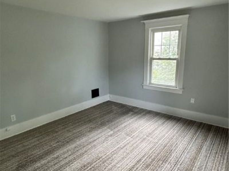 517 Oak Knoll Avenue SE, Warren, OH 44483 Photo 25