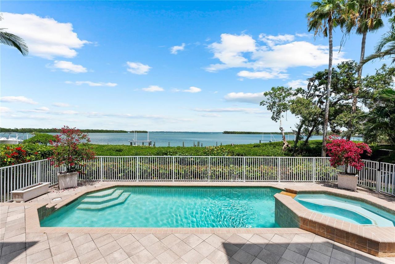 757 Hideaway Bay Drive, Longboat Key, FL 34228 Photo