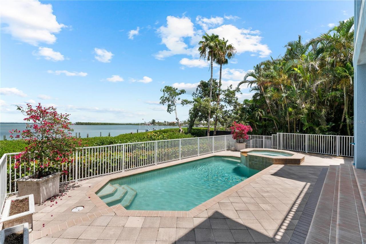 757 Hideaway Bay Drive, Longboat Key, FL 34228 Photo