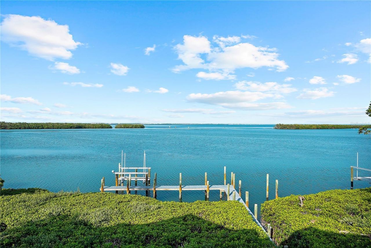 757 Hideaway Bay Drive, Longboat Key, FL 34228 Photo