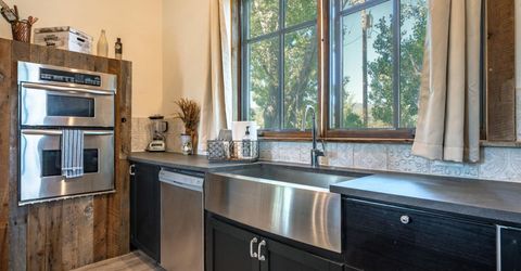 200 E Main Street, Sierraville, CA 96126 Photo