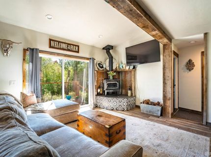 200 E Main Street, Sierraville, CA 96126 Photo