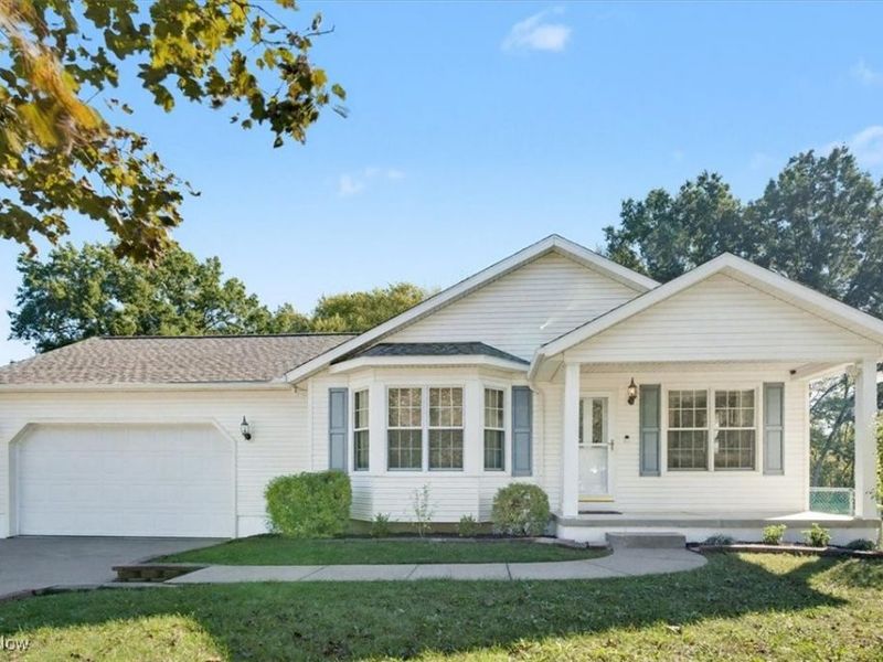 233 Marion Avenue, Akron, OH 44312 Photo 1