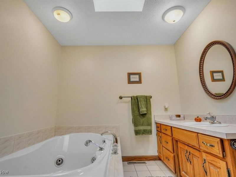 233 Marion Avenue, Akron, OH 44312 Photo 19