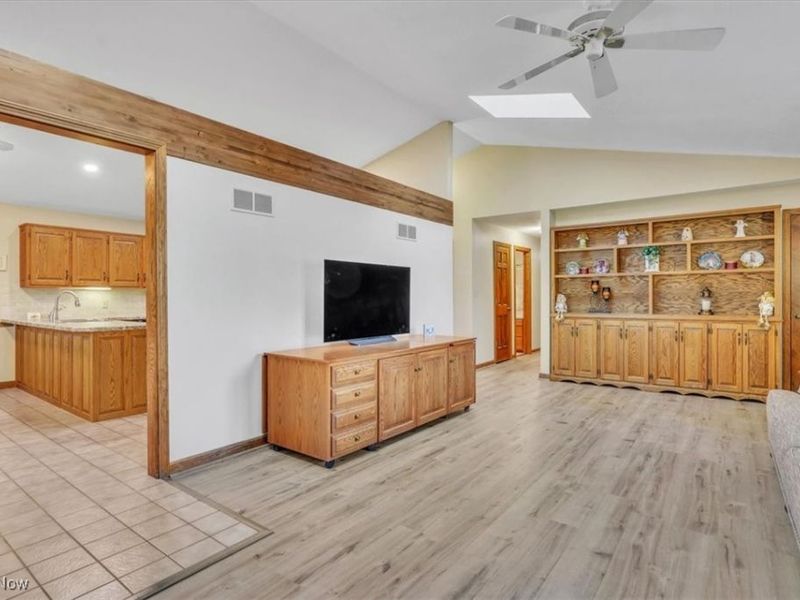 233 Marion Avenue, Akron, OH 44312 Photo 7